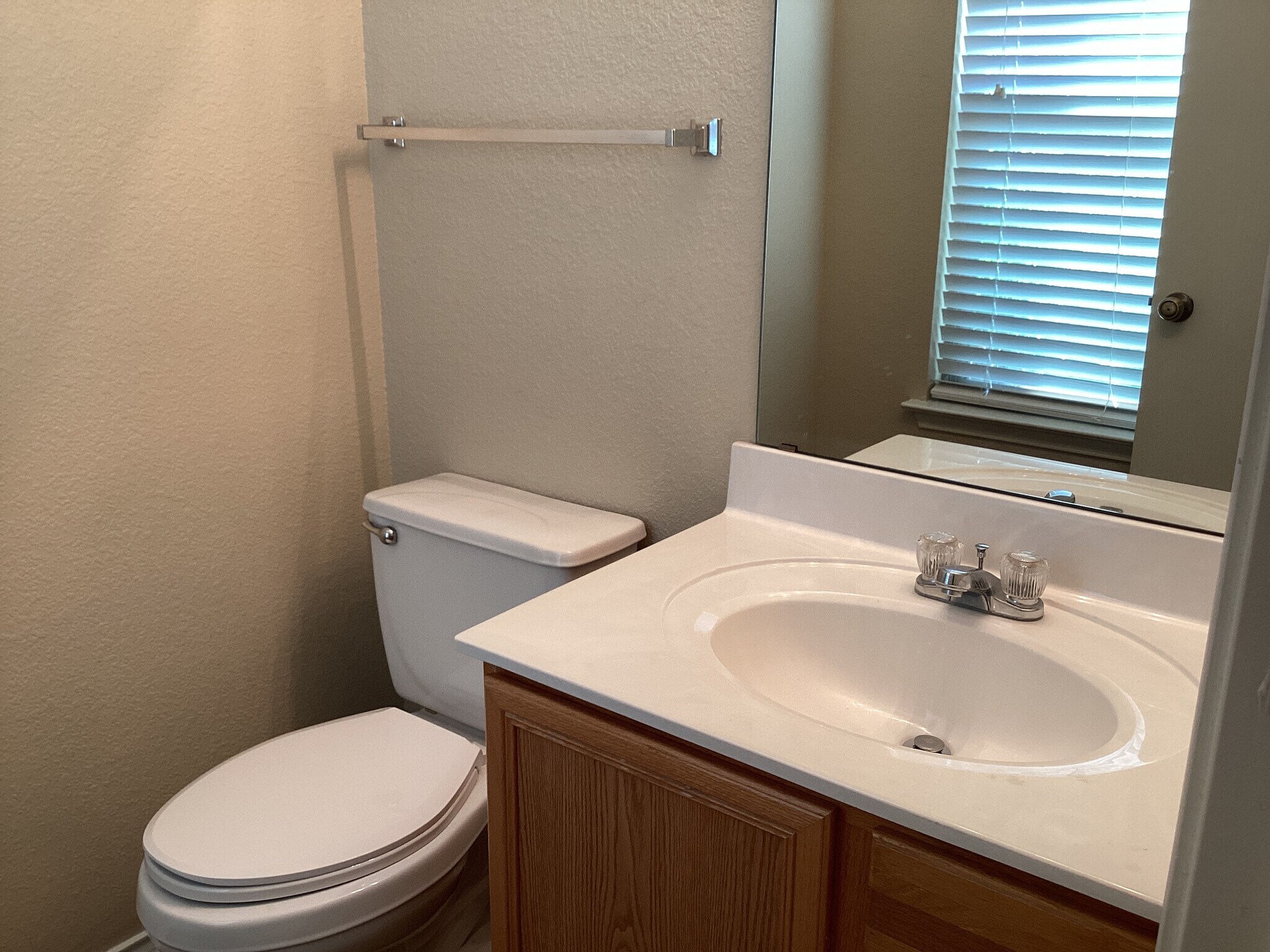 Building Photo - 113 Hays Forest Cv