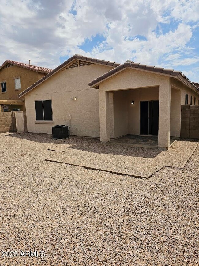 Building Photo - 44220 Kramer Ln