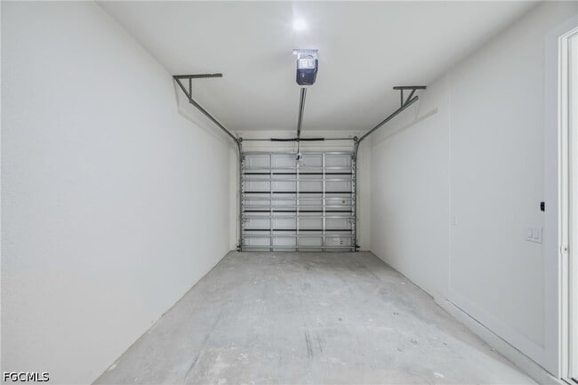 Building Photo - 5428 Bristo St