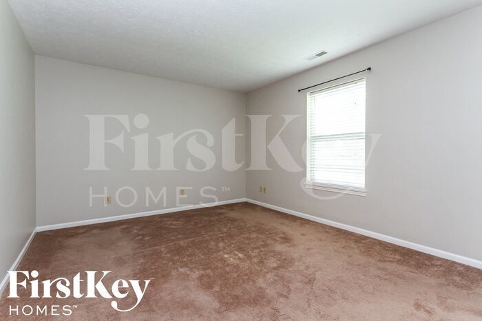 Building Photo - 8258 Pleasant Tree Ct