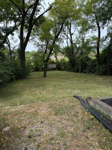 Building Photo - 509 Weakley Ave