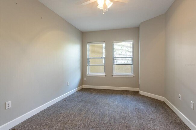 Building Photo - 300 Bella Harbor Ct