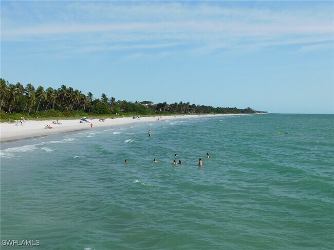 Building Photo - 975 9th Ave S