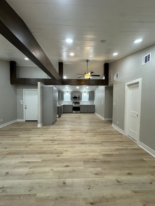 Building Photo - 8223 Wallis St