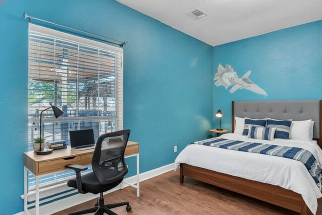 Building Photo - 4/2 on 2 acreas  Longview ISD