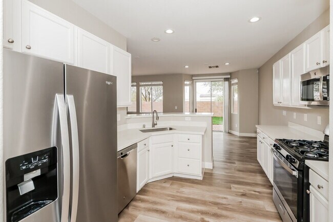 Building Photo - 10620 Congaree St