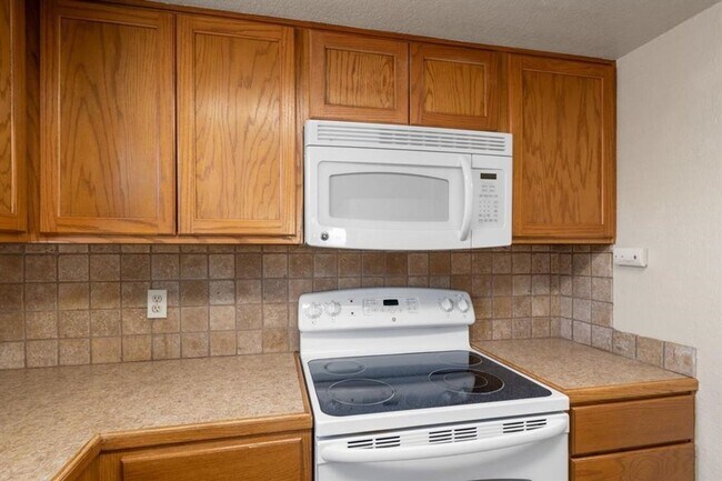 Building Photo - 115 Rhonda Dr