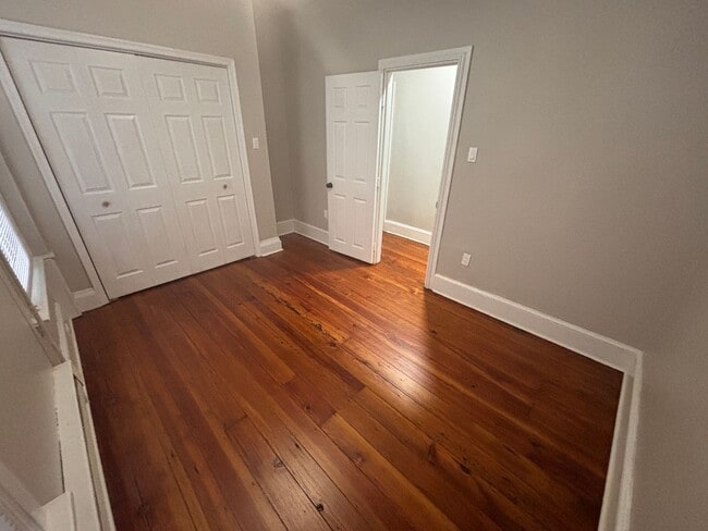 Building Photo - 177 - 501 Montgomery-