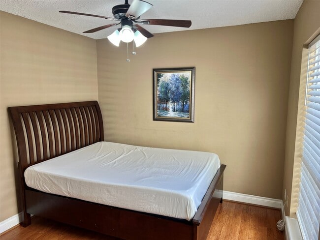 Building Photo - 1962 Augusta Dr