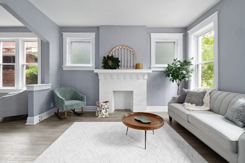 Building Photo - 3526 S Spring Ave