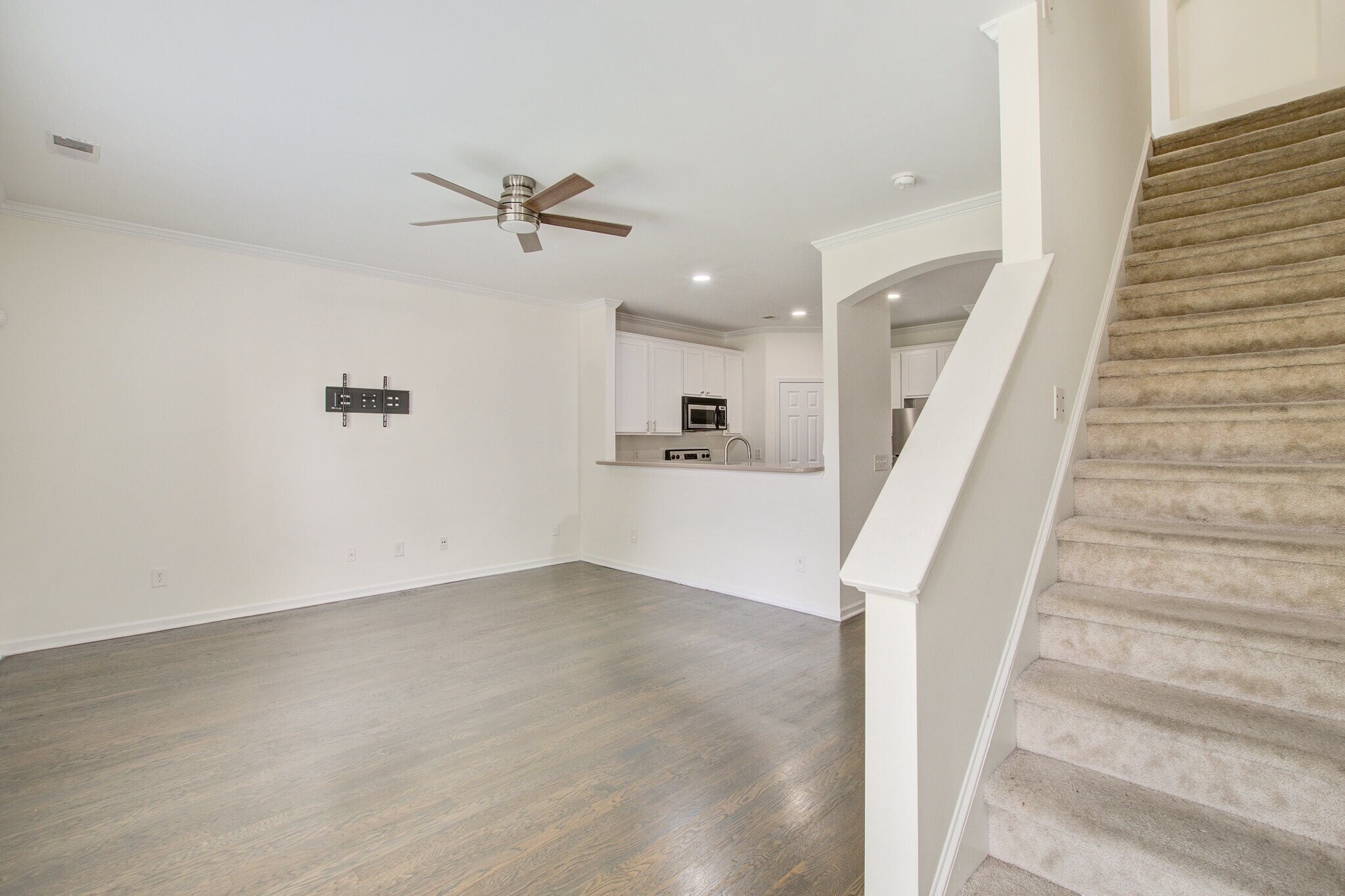 Building Photo - 106 S Lamplighter Ln