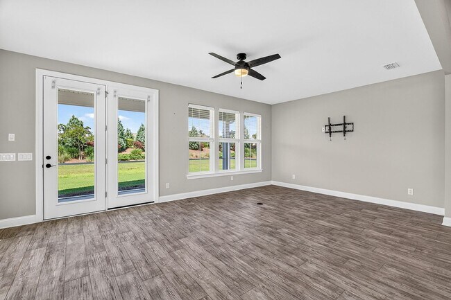 Building Photo - 344 Seaside Trail