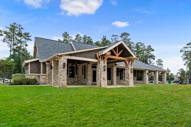 Building Photo - 13305 Big Sky Ct