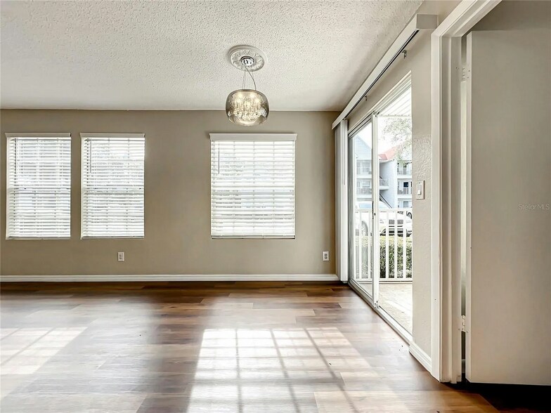 Building Photo - 11550 Westwood Blvd