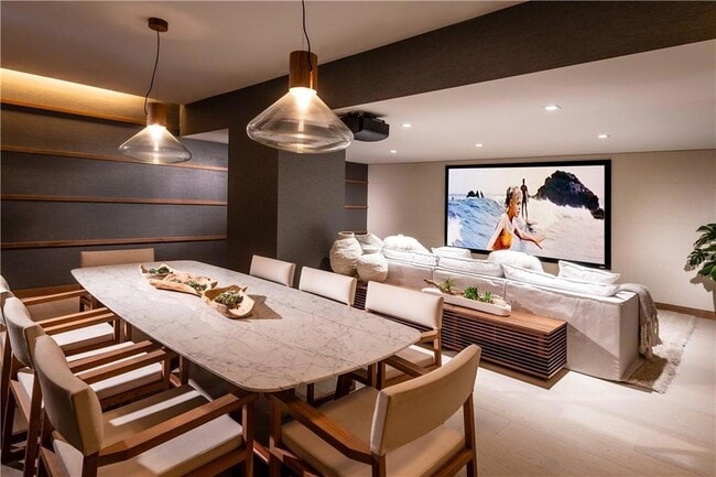 Building Photo - 2200 N Ocean Blvd