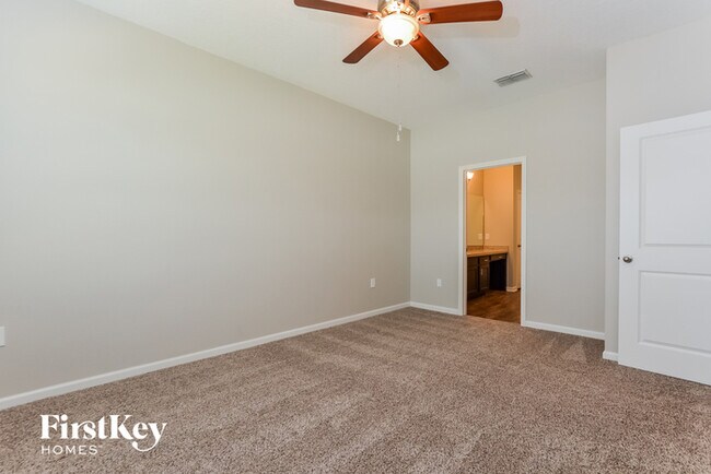 Building Photo - 876 Orchid Grove Blvd