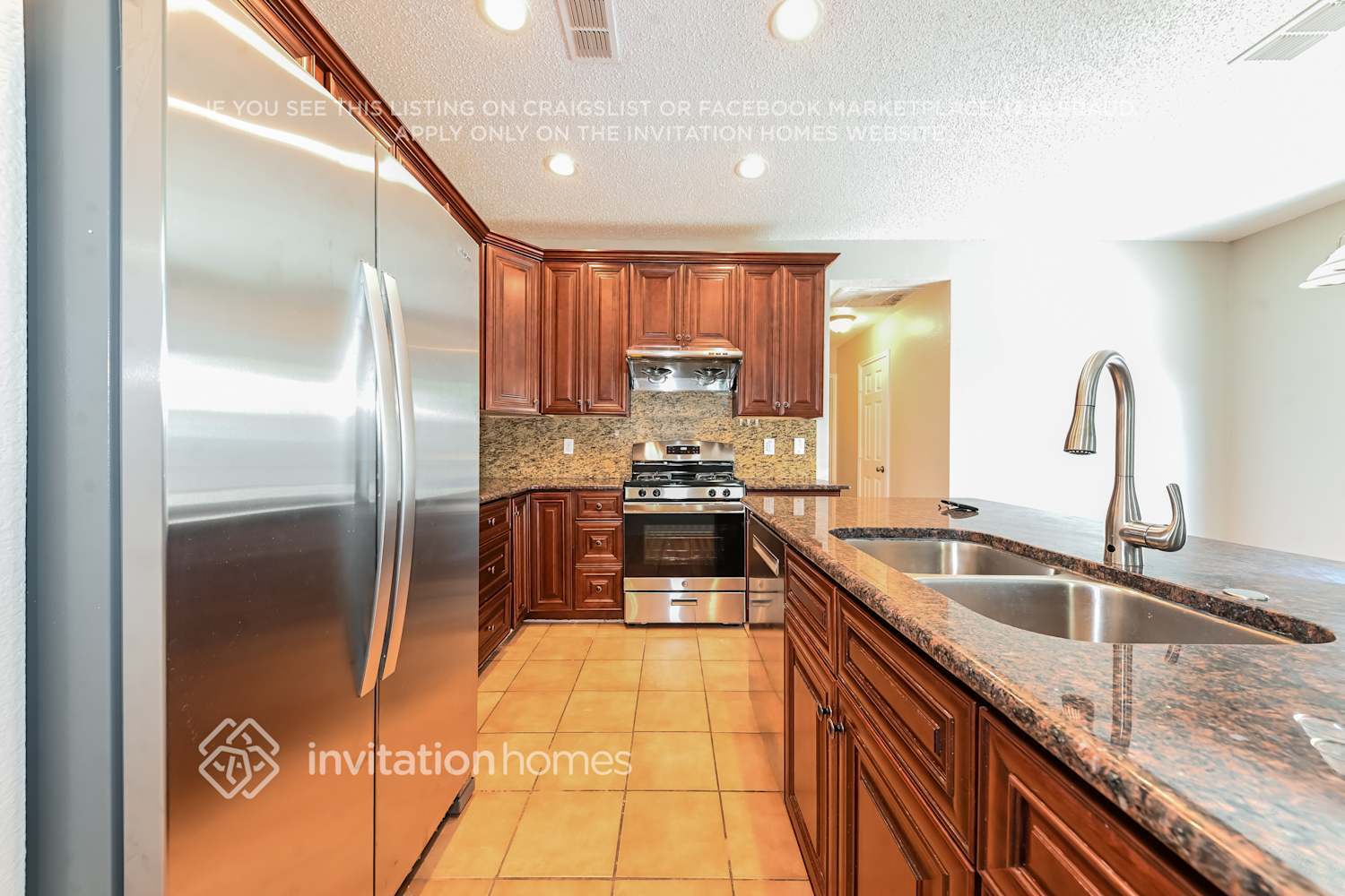 Building Photo - 4906 Autumn Hill
