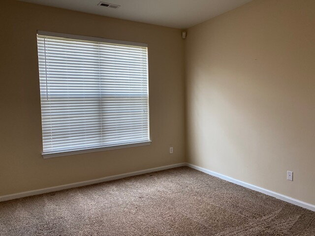 Building Photo - 234 Stobhill Ln