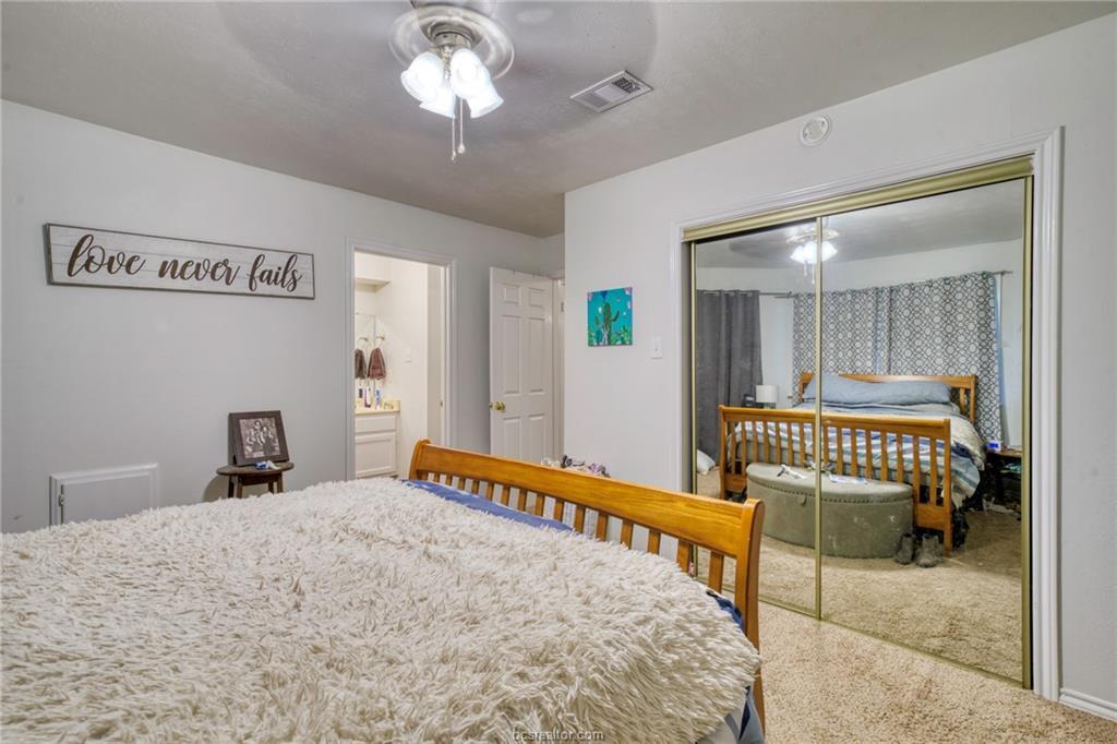 Building Photo - 2400 Longmire Dr