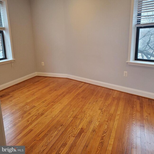 Building Photo - 5611 5th St NW