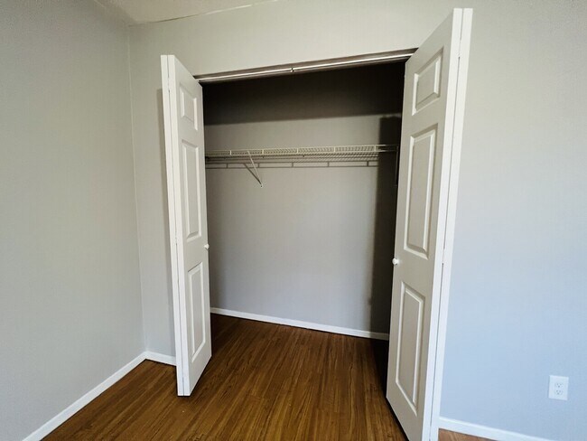 Building Photo - BOLDEN SPRINGS APARTMENTS