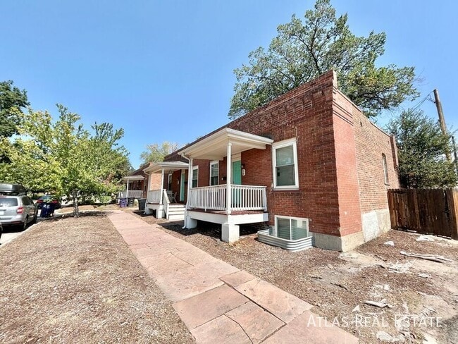 Building Photo - 58 S Elati St