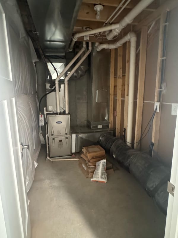 Building Photo - 68 Rosemary Wy