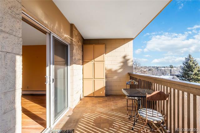 Building Photo - 6980 E Girard Ave