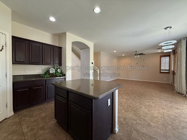 Building Photo - 10141 W Hammond Ln