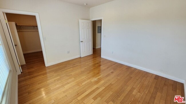 Building Photo - 1307 Alexandria Ave
