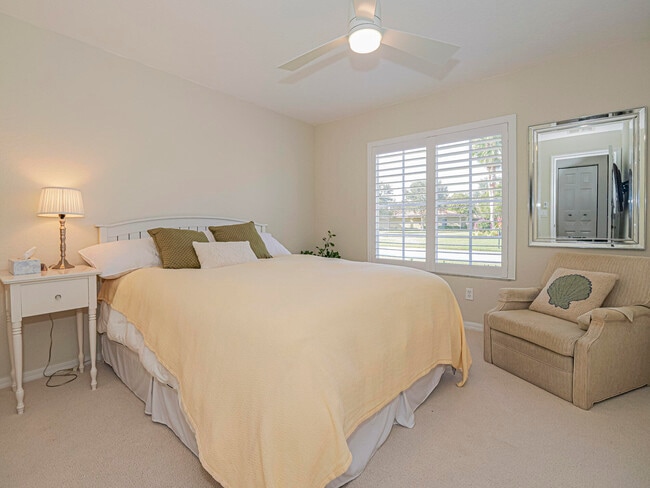 Building Photo - 5520 45th Ave