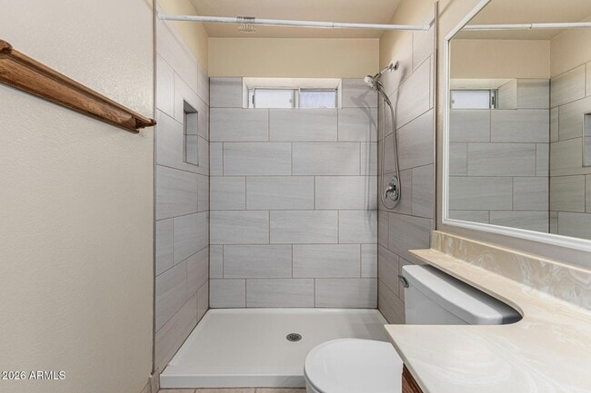 Building Photo - 6850 W Cholla St