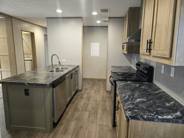 Building Photo - 1400 Banana Rd