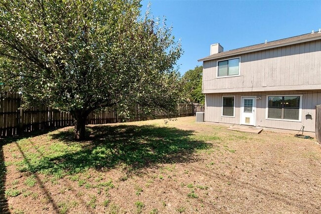 Building Photo - 8811 Springmail Cir