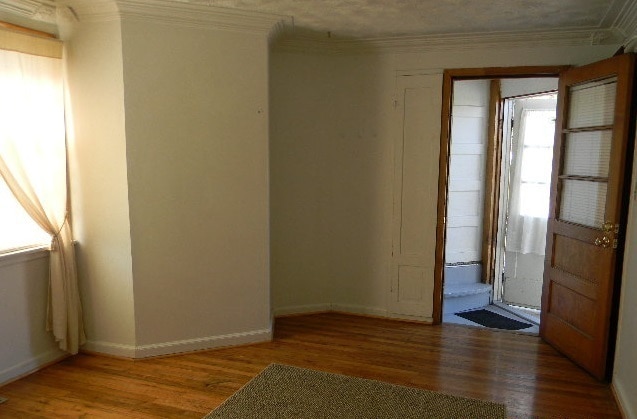 Building Photo - 1124 Edgar St