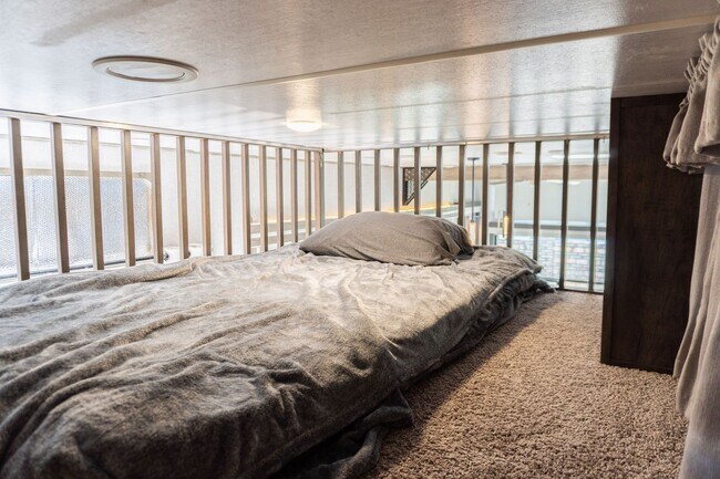 Building Photo - Turn-Key Park Model in Yuma Foothills – Fu...