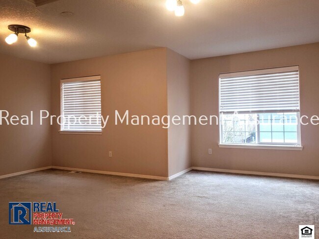 Building Photo - 12552 SW Canvasback Way