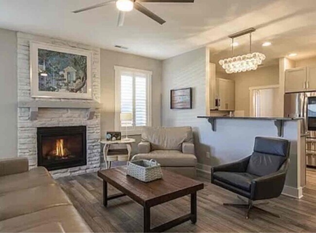 Building Photo - 7 Montaugue St