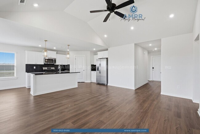 Building Photo - New Beginnings Start with AMRR: Spacious 3 Bedroom new build in Siloam Springs!