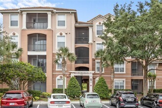 Building Photo - 8300 Portofino Dr