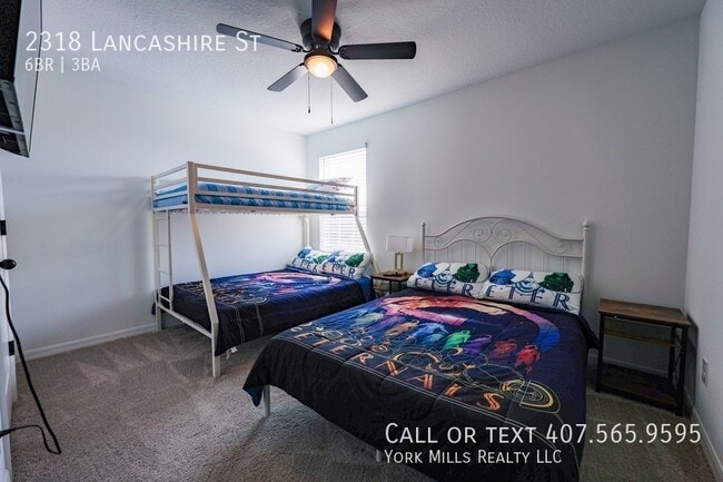 Building Photo - 2318 Lancashire St