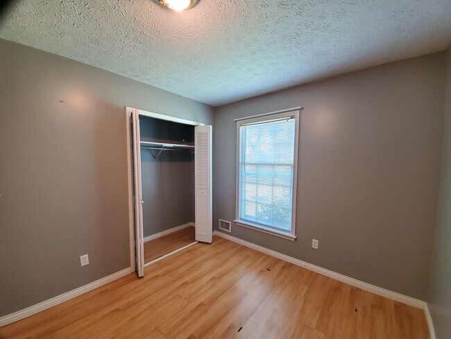 Building Photo - YOU CAN STOP YOUR SEARCH! BRAND NEW Jeffersontown Rental with 3 Bedrooms, 2 Full Baths, Brick Hom...