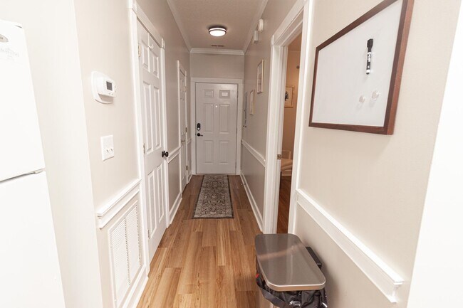 Building Photo - 4647 Wild Iris Dr