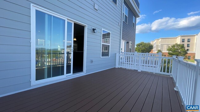 Building Photo - 5027 Orchid Bnd