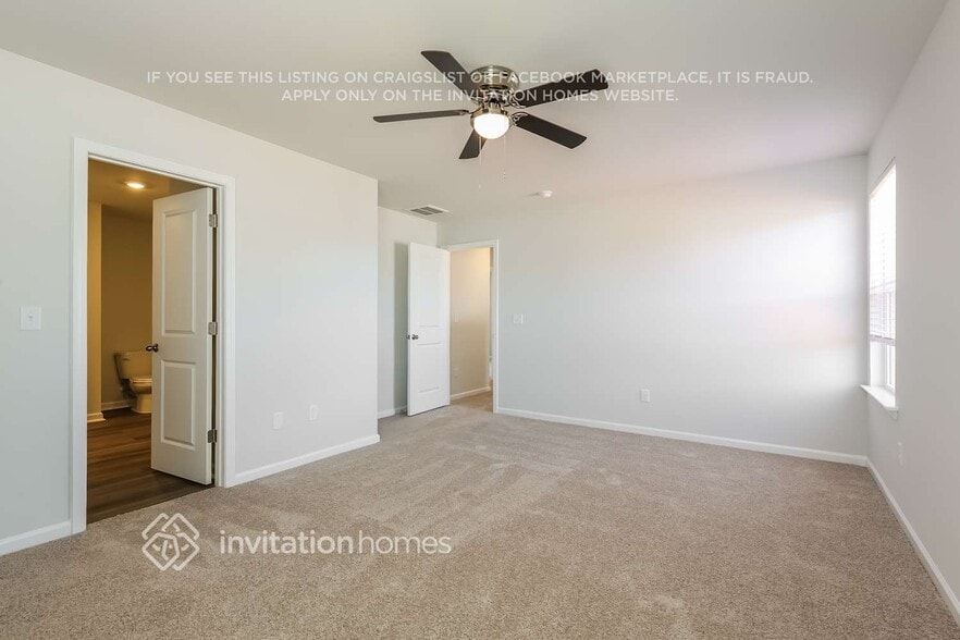 Building Photo - 242 Green Pasture Rd