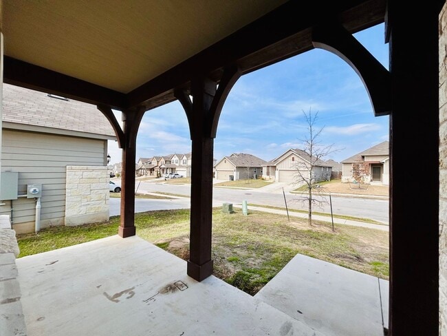 Building Photo - 147 Big Leaf Dr