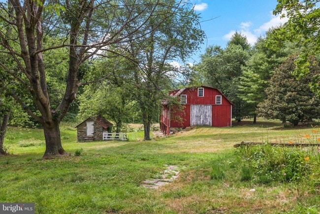 Building Photo - 18373 Lickey Mill Rd