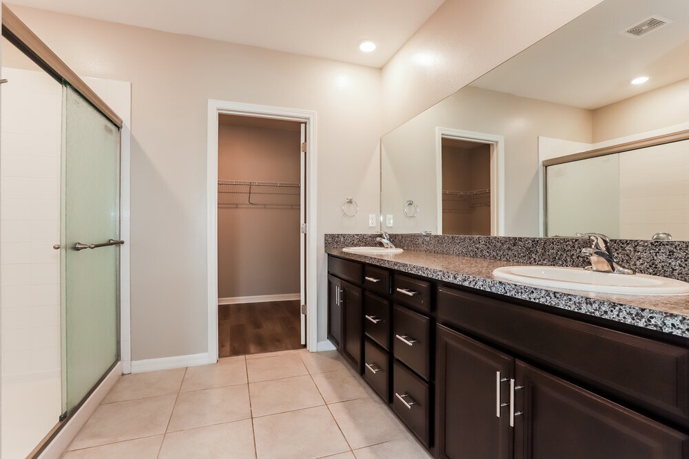 Building Photo - 10518 Strawberry Tetra Dr