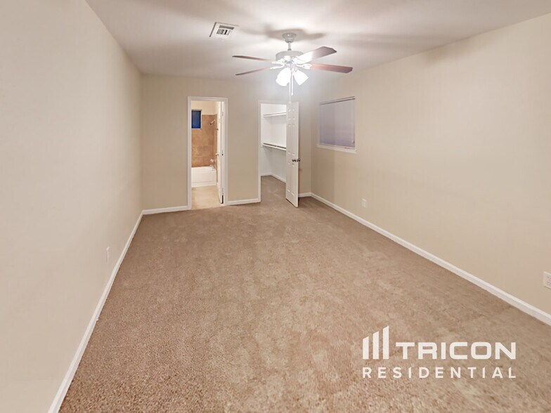 Building Photo - 14511 Sequoia Bend Blvd