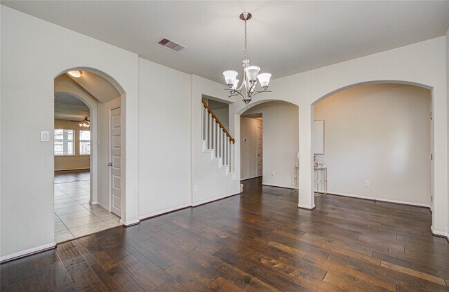 Building Photo - 12319 Gatewood Dr